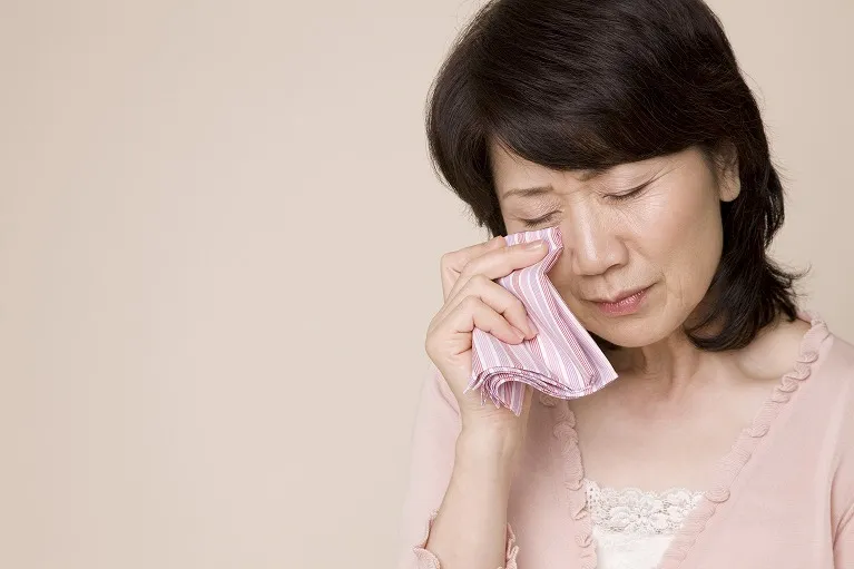 眼瞼下垂とは